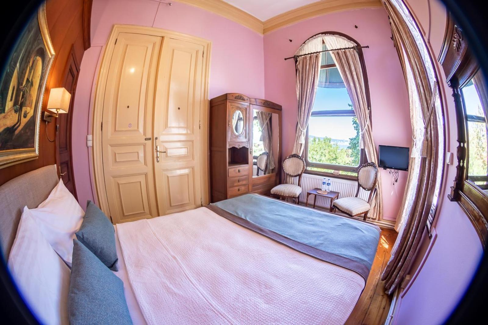 Bueyuekada Anastasia Meziki History Mansion Адалар Екстериор снимка