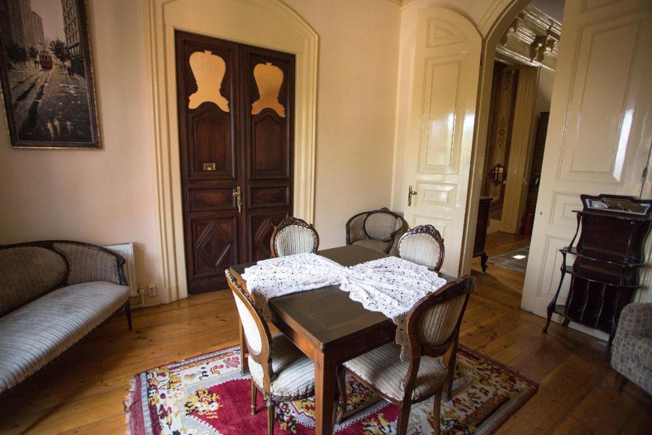 Bueyuekada Anastasia Meziki History Mansion Адалар Екстериор снимка